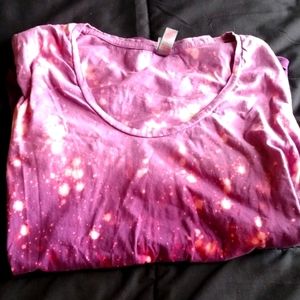 Purple 'bleach spot' low neck tee shirt